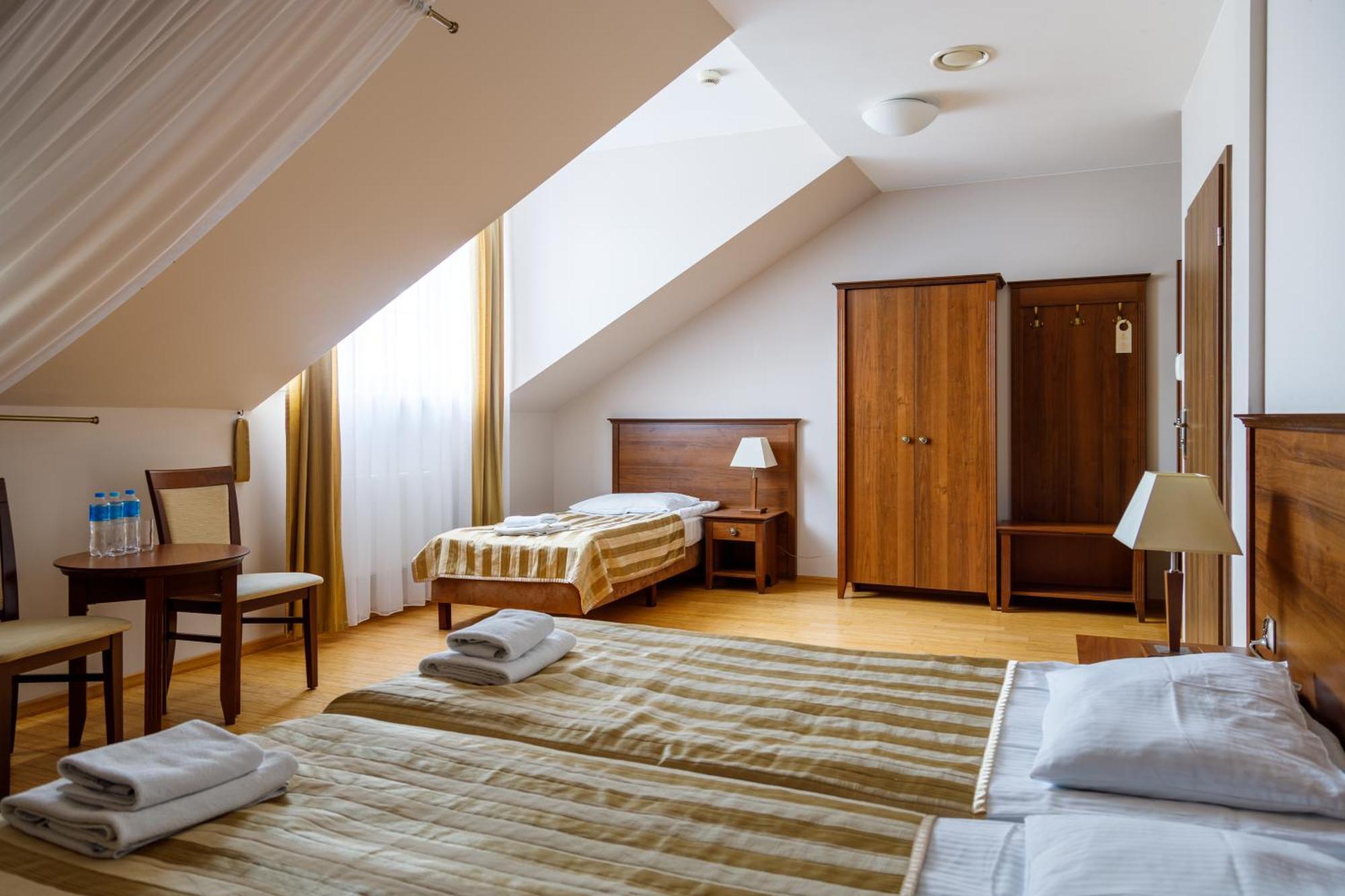 Hotel Kresowiak Siemiatycze Buitenkant foto