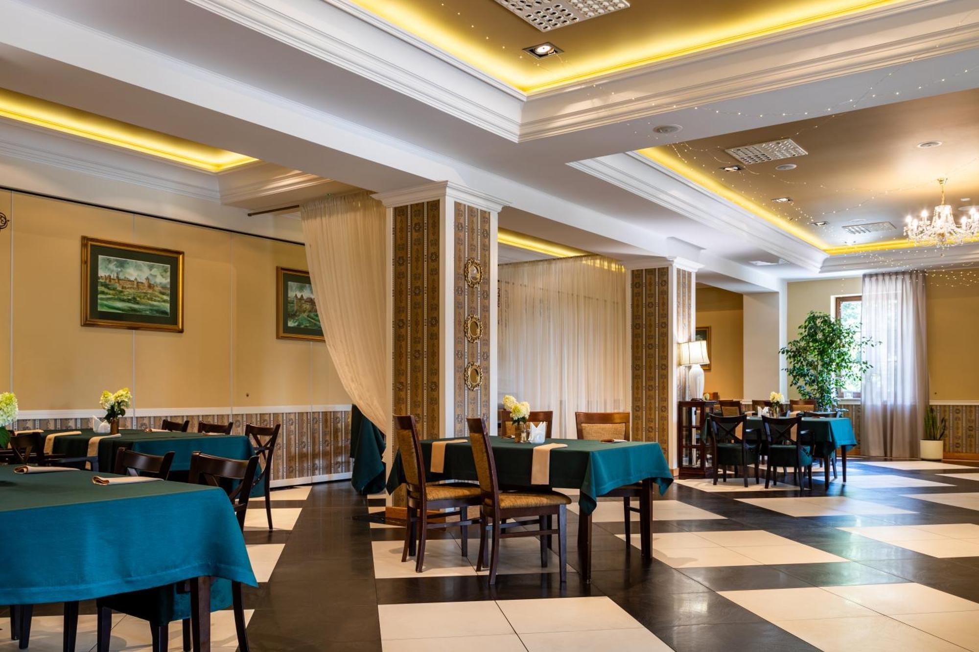 Hotel Kresowiak Siemiatycze Buitenkant foto