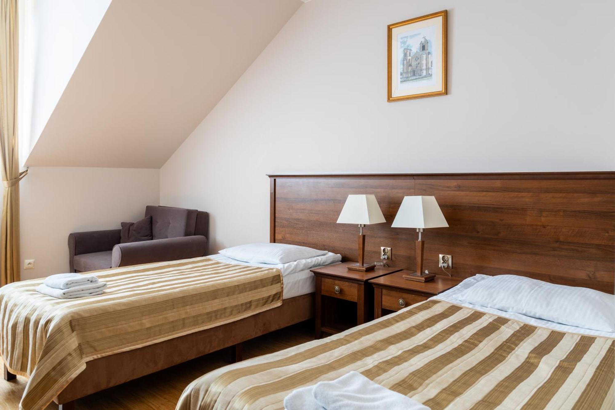 Hotel Kresowiak Siemiatycze Buitenkant foto